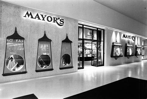 mayor's jewelry store.